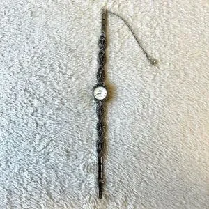 Accessories | Vintage Dark Silver Genere Quartz Skinny Watch  display picture 1